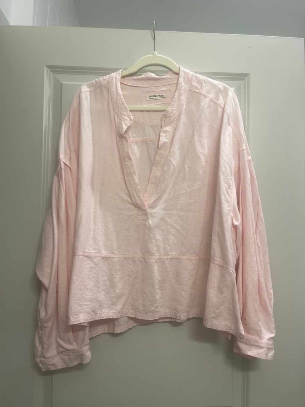 We The Free Women's Light Pink V-Neck Linen Pullover Top